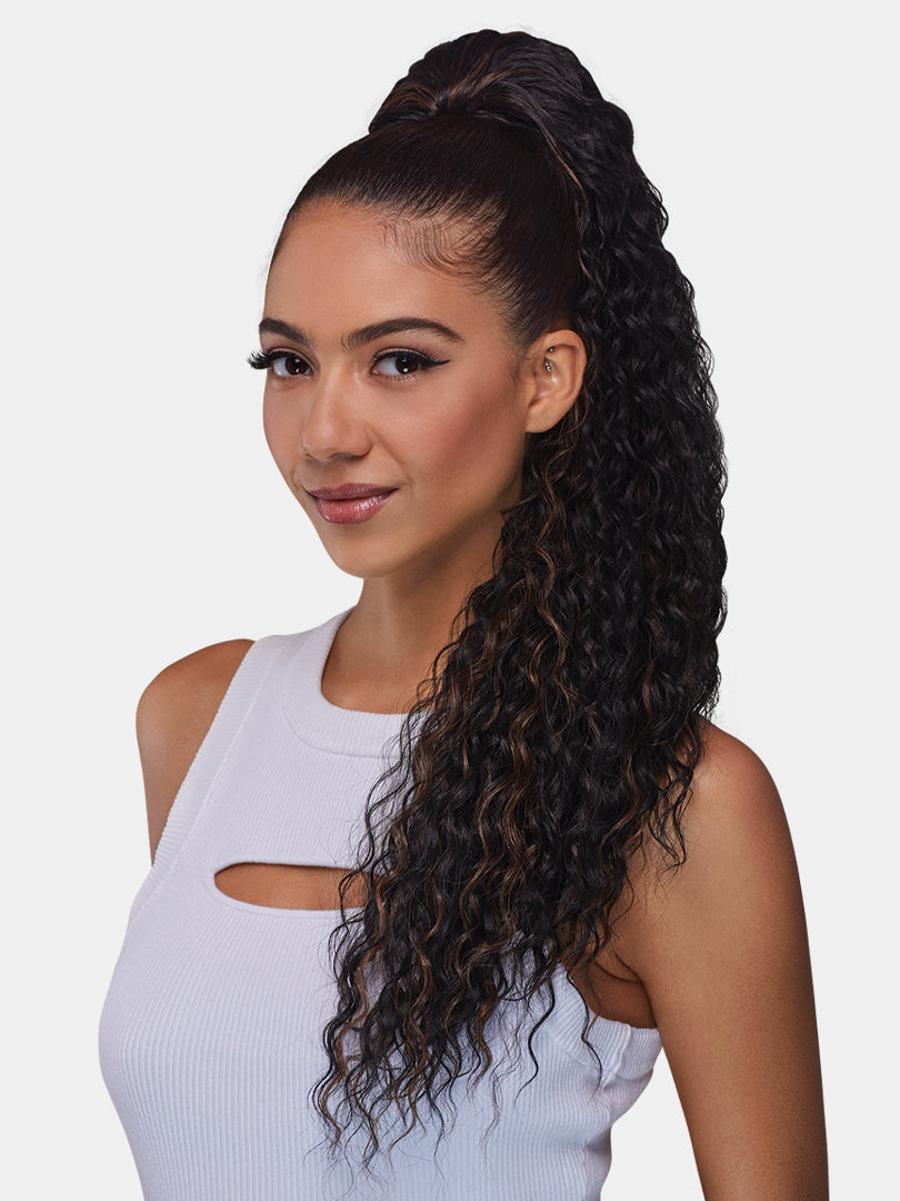 Saemoshi 25" Drawstring Ponytail - Beach Curl — front view