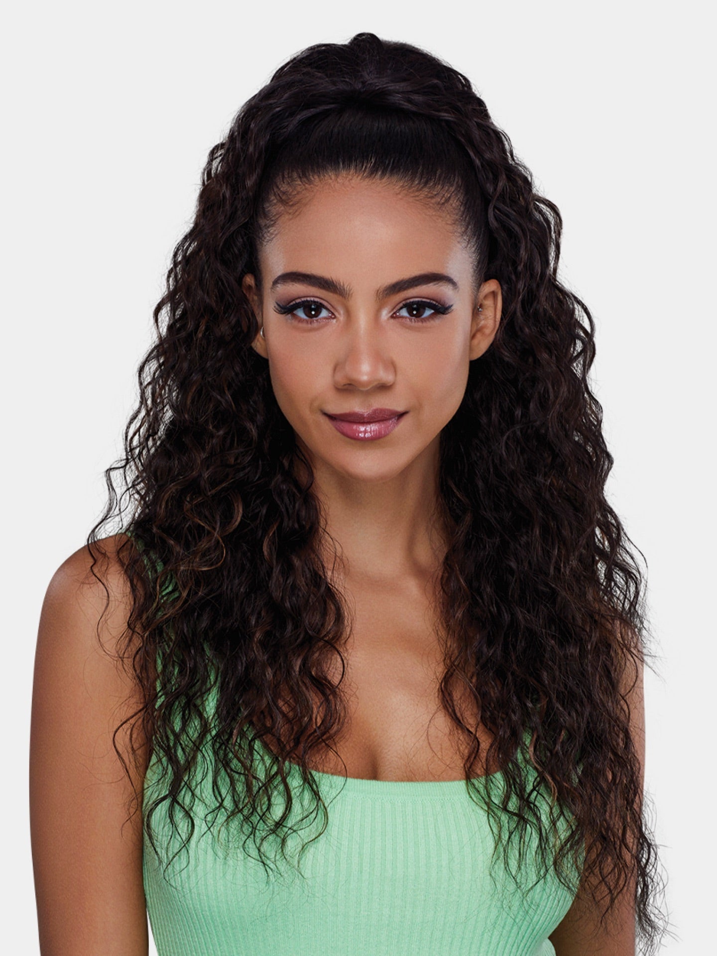 Saemoshi 27" Drawstring Ponytail - Loose Wave — front view